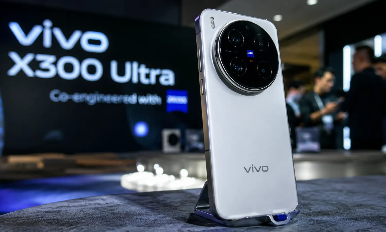 Vivo X300 Ultra Resmi Hadir di Indonesia, Siap Jadi Andalan Videografi Profesional