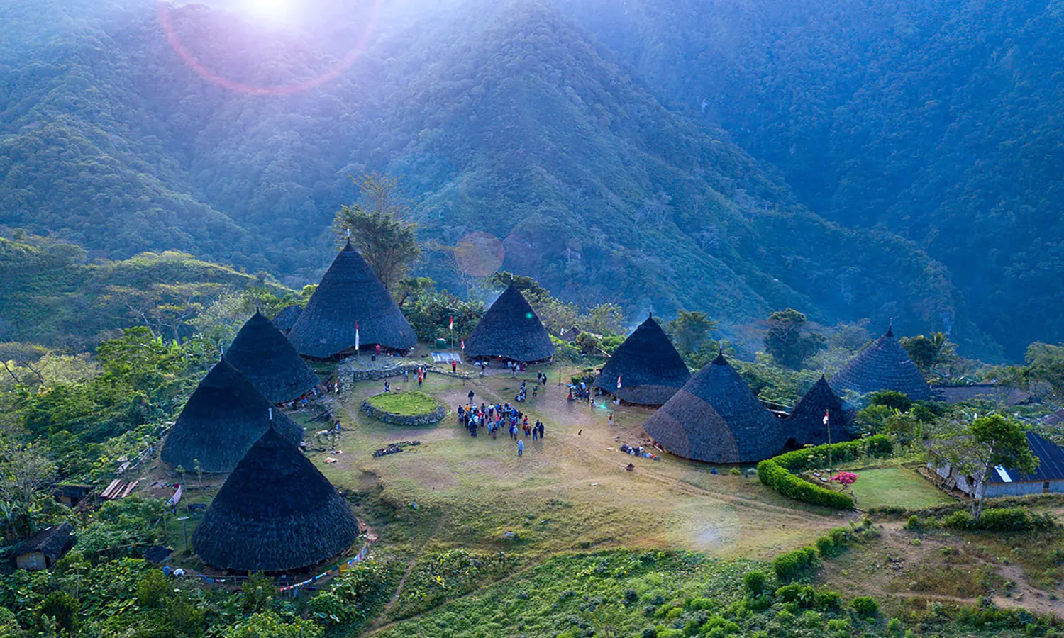 Keindahan Desa Wae Rebo: Keunikan dan Alasan Wisata Wae Rebo Wajib Dikunjungi
